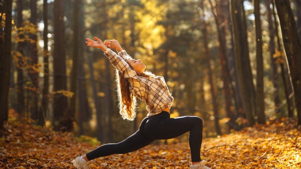 Jesienny Pilates & Bookclub Camp
